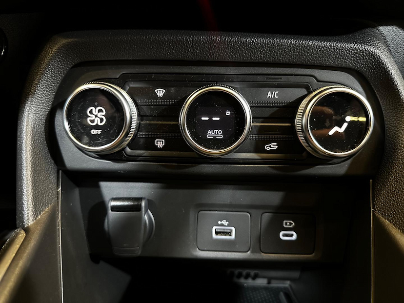 Foto do veículo RENAULT KARDIAN  PREM. ED FLEX 1.0 TB 12V 5P AUT. 2025 11.421 KM 110.900,00