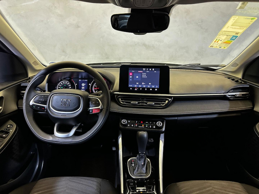 Foto do veículo FIAT FASTBACK  AUDACE TURBO 200 FLEX AT 4P 2024 17.835 KM 116.900,00