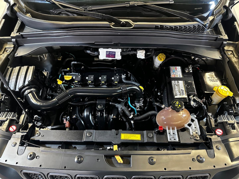 Foto do veículo JEEP RENEGADE  LNGTD AT 2021 104.646 KM 84.900,00