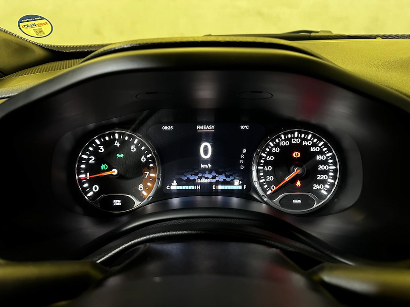 Foto do veículo JEEP RENEGADE  LNGTD AT 2021 104.646 KM 84.900,00