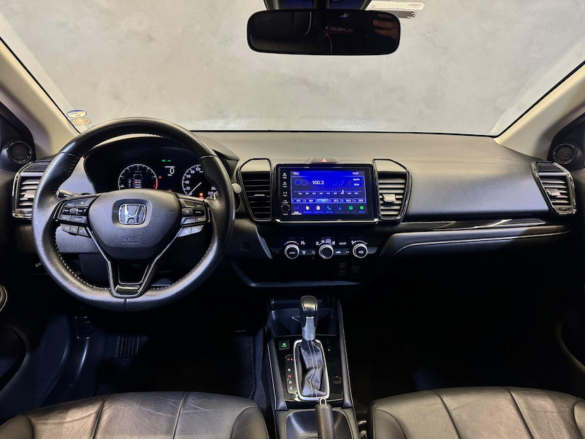 Foto do veículo HONDA CITY  HATCH TOURING 2022 62.608 KM 102.900,00
