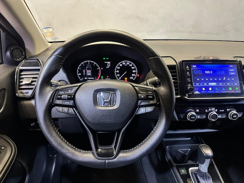 Foto do veículo HONDA CITY  HATCH TOURING 2022 62.608 KM 102.900,00