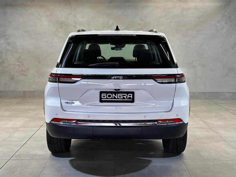 Foto do veículo JEEP CHEROKEE GRAND  4XE 2.0 T. AUT. (HIBRIDO) 2023 9.837 KM 419.900,00