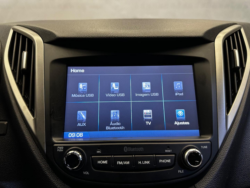 Foto do veículo HYUNDAI HB20  COPA DO MUNDO 1.0 2019 67.909 KM 59.900,00