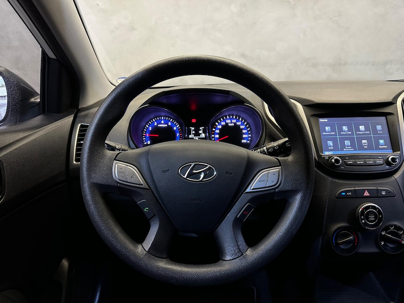 Foto do veículo HYUNDAI HB20  COPA DO MUNDO 1.0 2019 67.909 KM 59.900,00
