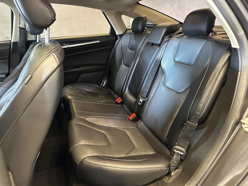 Foto do veículo FORD FUSION  TIT HYBRID 2018 90.853 KM 114.900,00