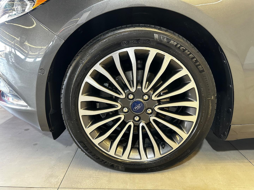 Foto do veículo FORD FUSION  TIT HYBRID 2018 90.853 KM 114.900,00