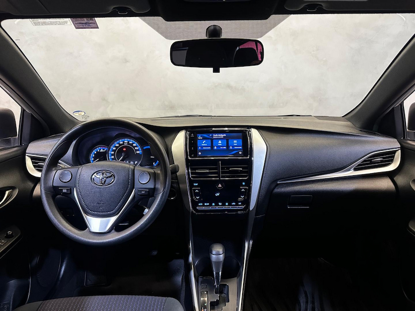 Foto do veículo TOYOTA YARIS  1.5 16V FLEX XL PLUS CONNECT 2021 48.854 KM 87.900,00