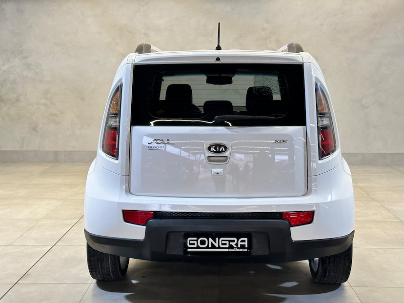 Foto do veículo KIA SOUL KIA  EX 1.6 FF AT 2012 121.063 KM 46.900,00