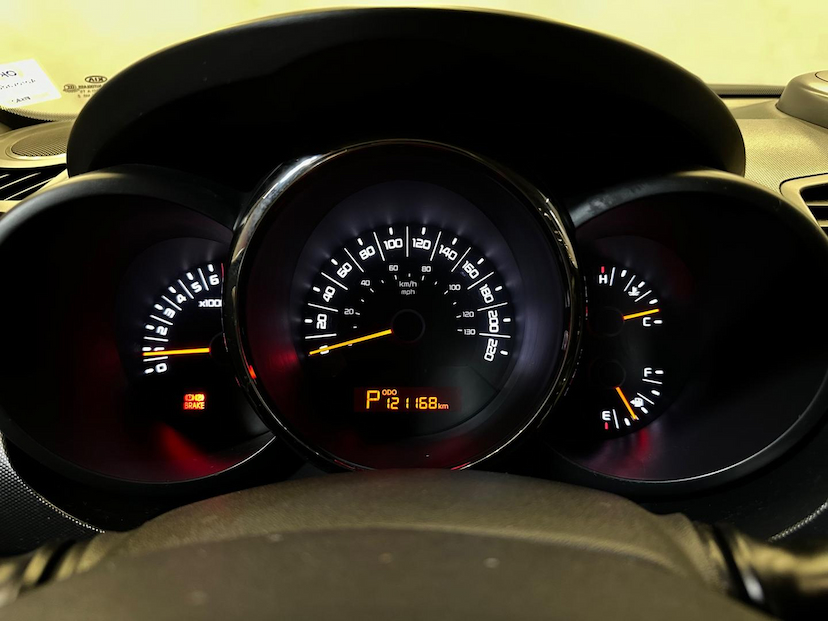 Foto do veículo KIA SOUL KIA  EX 1.6 FF AT 2012 121.063 KM 46.900,00