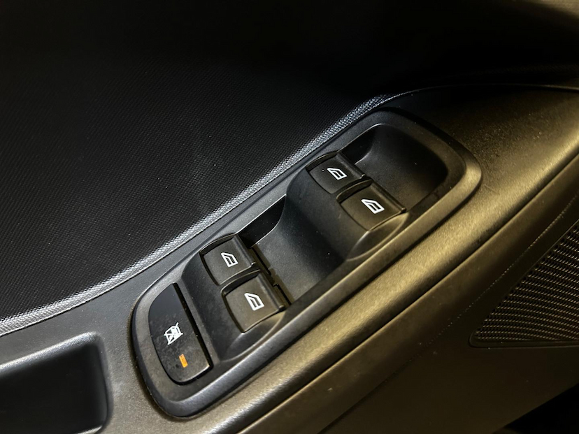 Foto do veículo FORD KA  SE PLUS 1.0 HA C 2020 66.701 KM 51.900,00