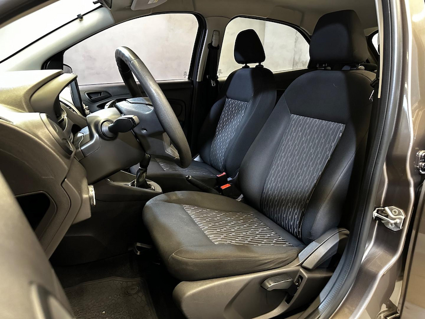 Foto do veículo FORD KA  SE PLUS 1.0 HA C 2020 66.701 KM 51.900,00