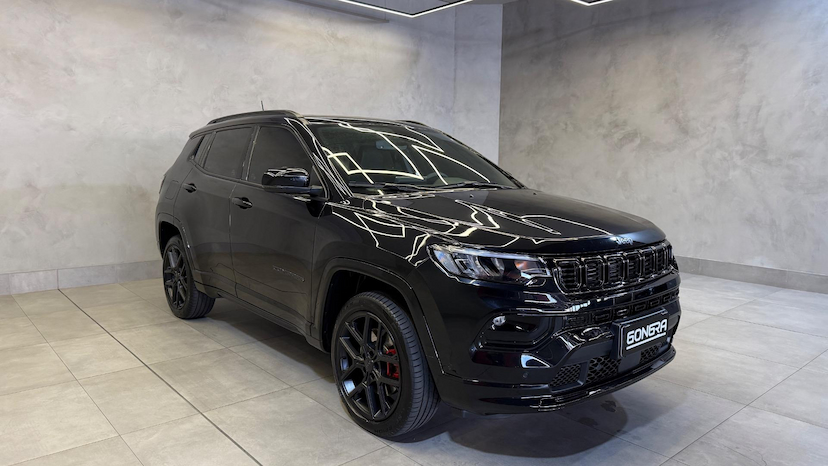 Foto do veículo JEEP COMPASS  BLACKHAWK 2025 17.806 KM 214.900,00