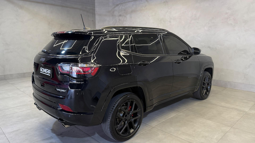 Foto do veículo JEEP COMPASS  BLACKHAWK 2025 17.806 KM 214.900,00