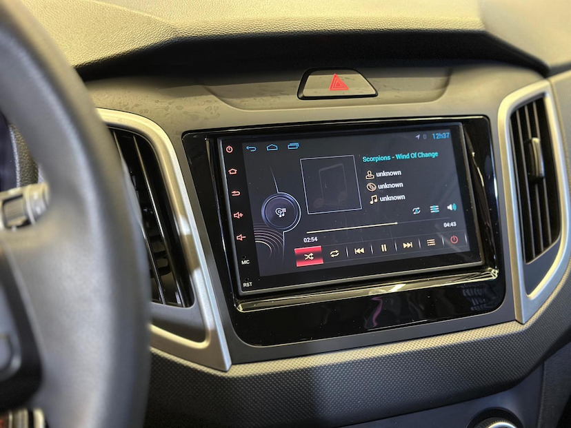 Foto do veículo HYUNDAI CRETA  ATTITUDE 1.6 16V FLEX MEC 2018 82.825 KM 78.900,00
