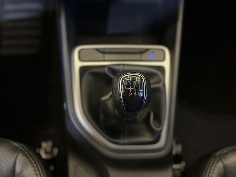 Foto do veículo HYUNDAI CRETA  ATTITUDE 1.6 16V FLEX MEC 2018 82.825 KM 78.900,00