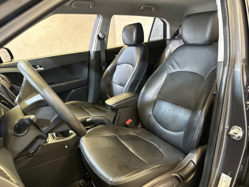 Foto do veículo HYUNDAI CRETA  ATTITUDE 1.6 16V FLEX MEC 2018 82.825 KM 78.900,00
