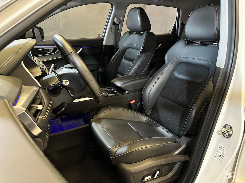 Foto do veículo CAOA CHERY TIGGO 8  1.6 TGDI 2022 63.497 KM 135.900,00