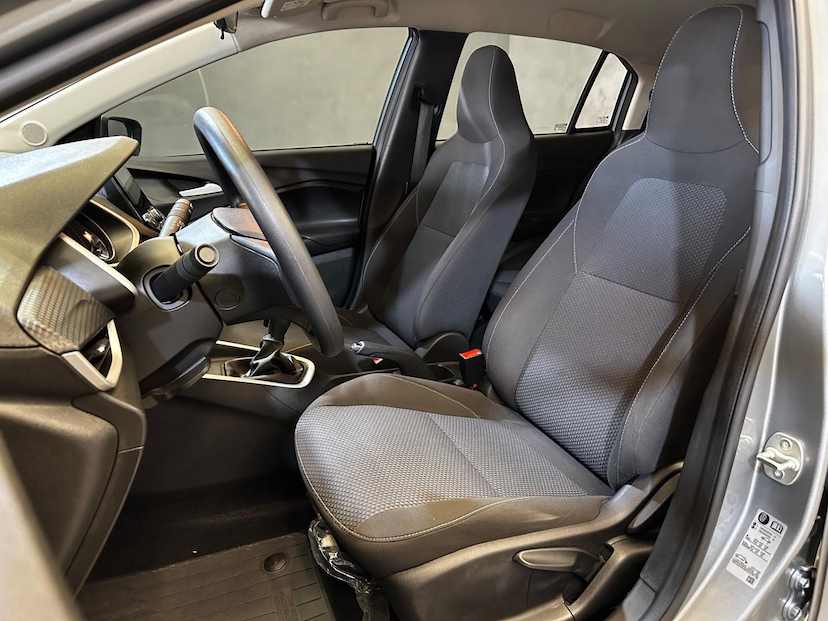 Foto do veículo CHEVROLET ONIX  1.0MT LT1 2024 30.812 KM 80.900,00
