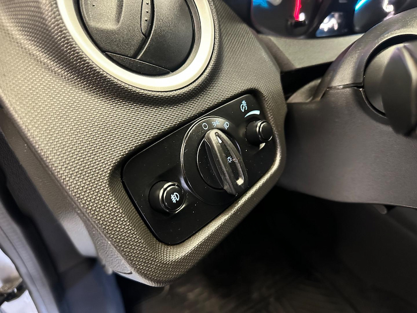 Foto do veículo FORD FIESTA  1.6 SE HATCH 16V FLEX 4P MANUAL 2018 102.400 KM 53.900,00