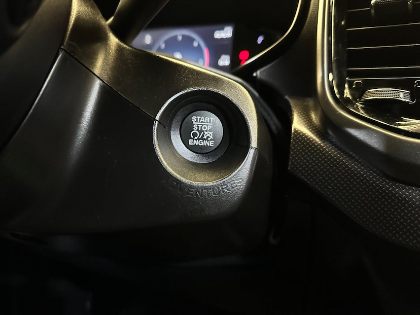 Foto do veículo FIAT TORO  ULTRA 2.0 16V 4X4 TB DIESEL AUT. 2024 24.186 KM 169.900,00