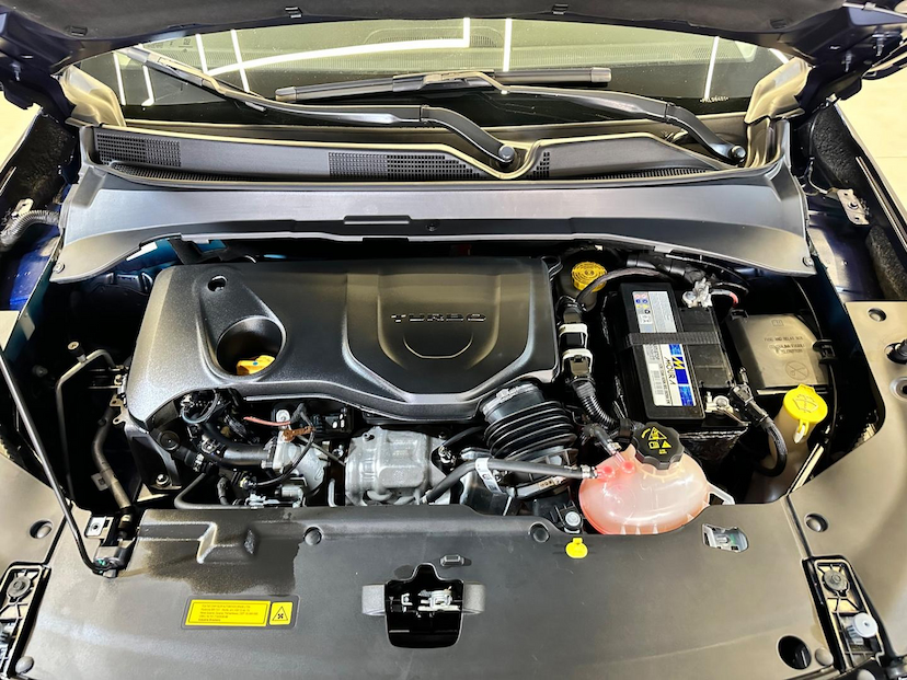Foto do veículo JEEP COMPASS  LONG. T270 1.3 TB 4X2 FLEX AUT. 2023 49.250 KM 134.900,00