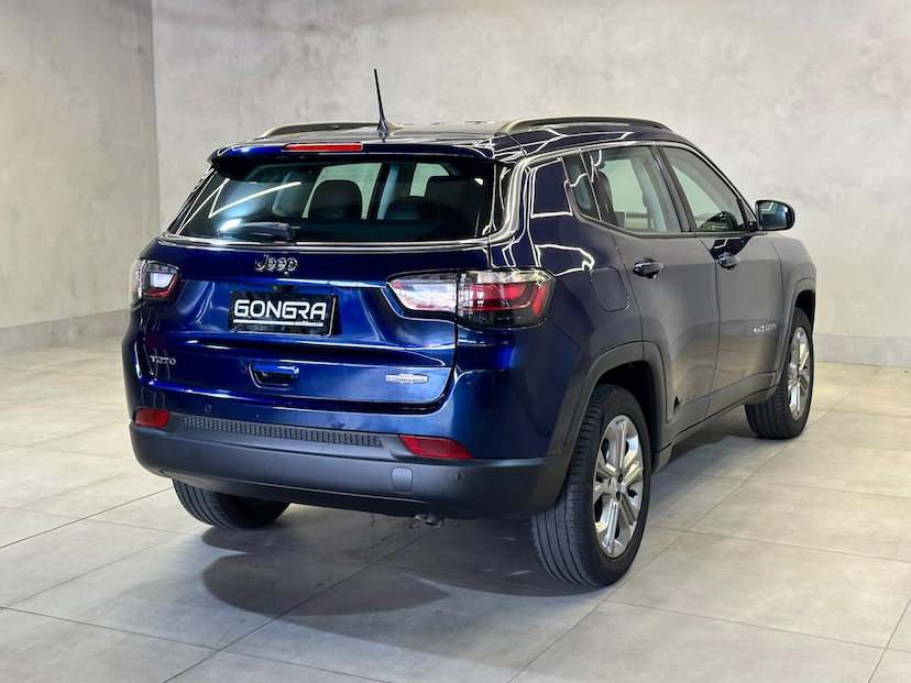 Foto do veículo JEEP COMPASS  LONG. T270 1.3 TB 4X2 FLEX AUT. 2023 49.250 KM 134.900,00