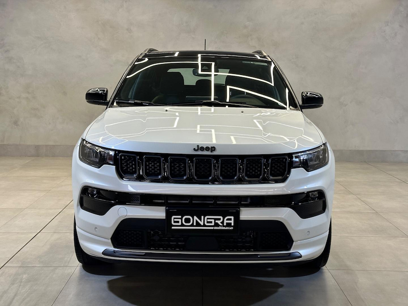 Foto do veículo JEEP COMPASS  SERIE S T270 TURBO FLEX AUT. 2024 17.400 KM 184.900,00