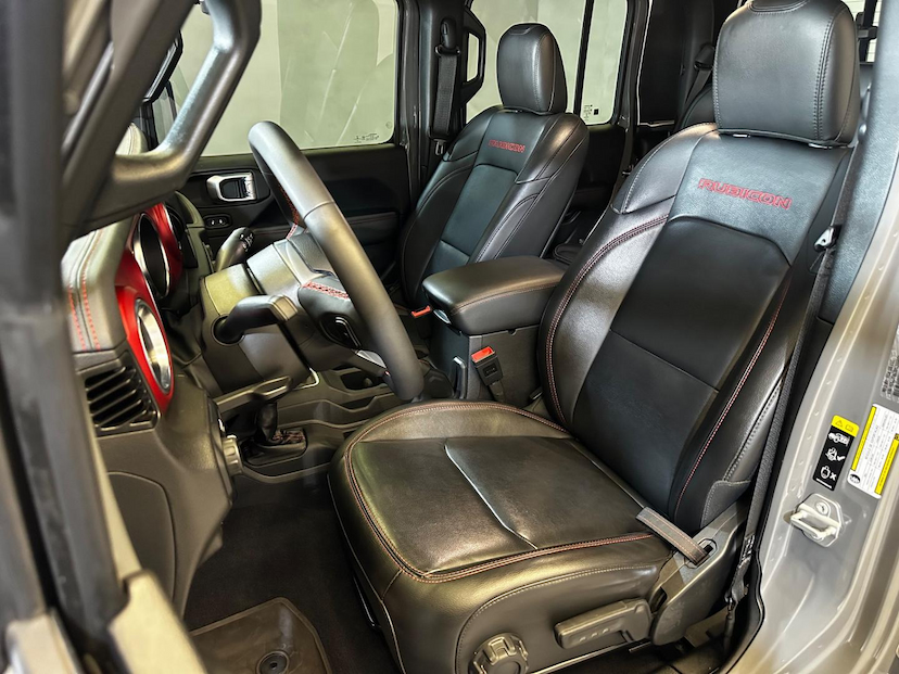 Foto do veículo JEEP GLADIATOR  RUBICON 2023 13.350 KM 349.900,00