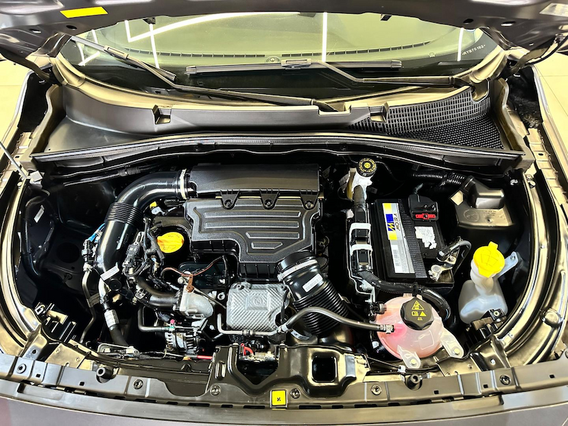 Foto do veículo FIAT FASTBACK  AUDACE TURBO 200 FLEX AT 4P 2024 14.683 KM 116.900,00
