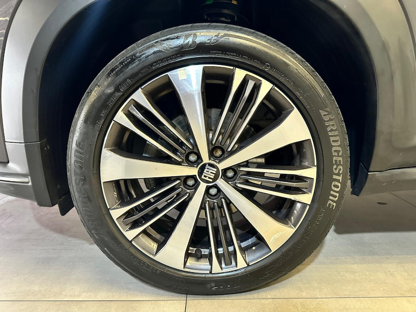 Foto do veículo FIAT FASTBACK  AUDACE TURBO 200 FLEX AT 4P 2024 14.683 KM 116.900,00