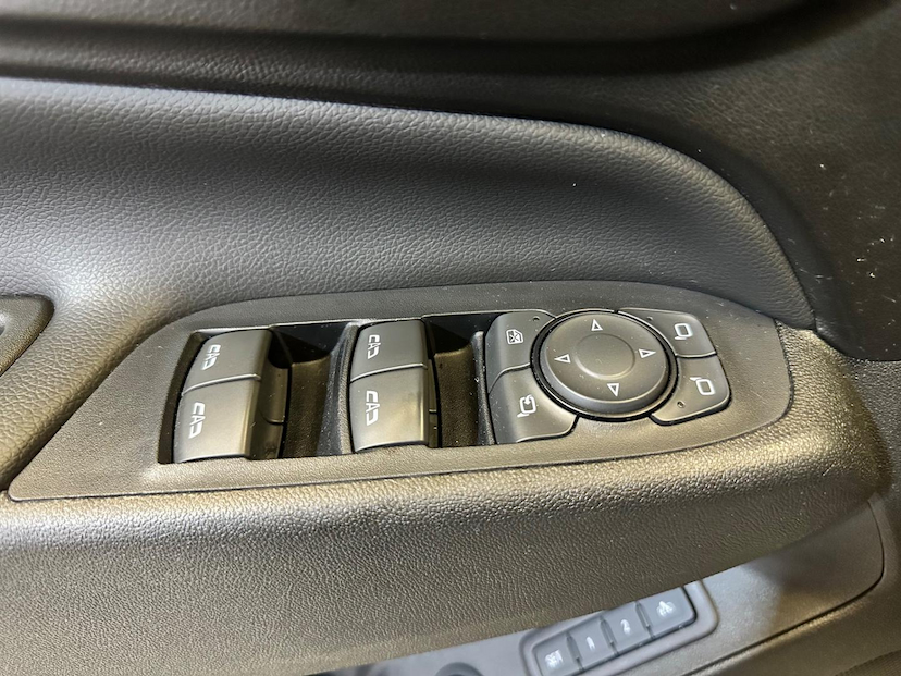 Foto do veículo CHEVROLET EQUINOX CHEV  PREMIER 2019 73.878 KM 124.900,00