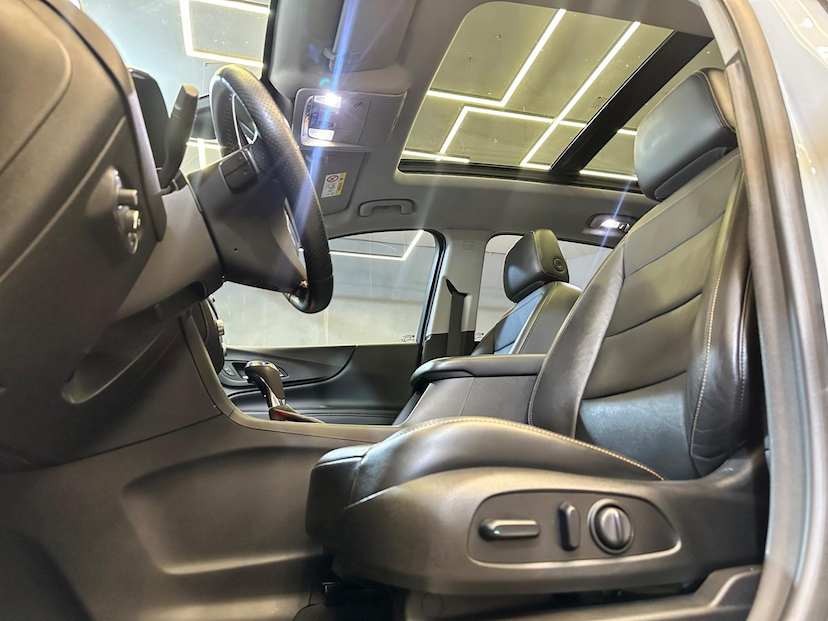 Foto do veículo CHEVROLET EQUINOX CHEV  PREMIER 2019 73.878 KM 124.900,00
