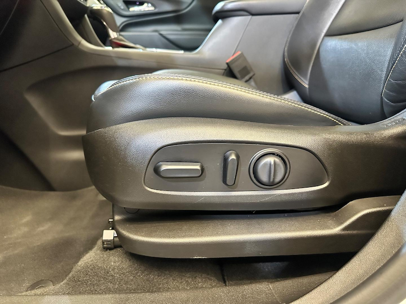 Foto do veículo CHEVROLET EQUINOX CHEV  PREMIER 2019 73.878 KM 124.900,00