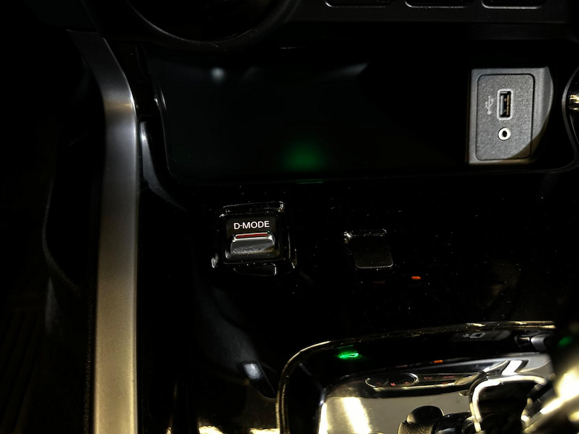 Foto do veículo NISSAN FRONTIER  2.3 XE AT X4 2024 25.070 KM 215.900,00