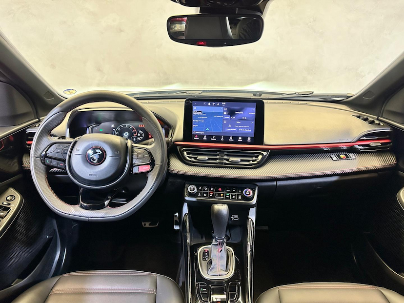 Foto do veículo FIAT FASTBACK  ABARTH 270 2025 8.116 KM 149.900,00