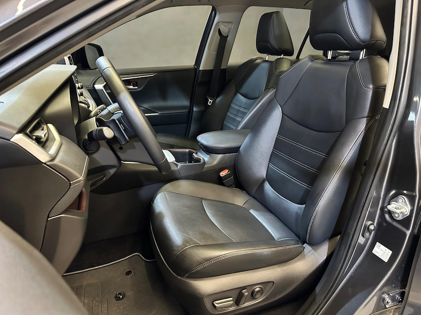 Foto do veículo TOYOTA RAV4  2.5L AWD SX HYBRID 2022 39.069 KM 226.900,00