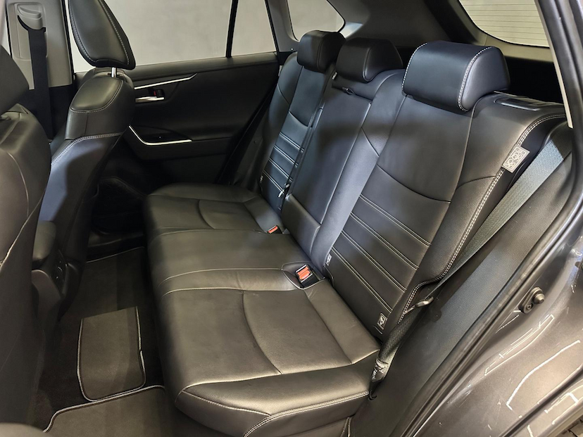Foto do veículo TOYOTA RAV4  2.5L AWD SX HYBRID 2022 39.069 KM 226.900,00