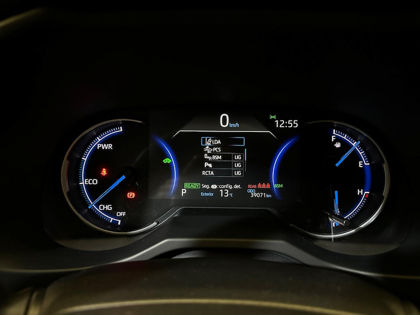 Foto do veículo TOYOTA RAV4  2.5L AWD SX HYBRID 2022 39.069 KM 226.900,00