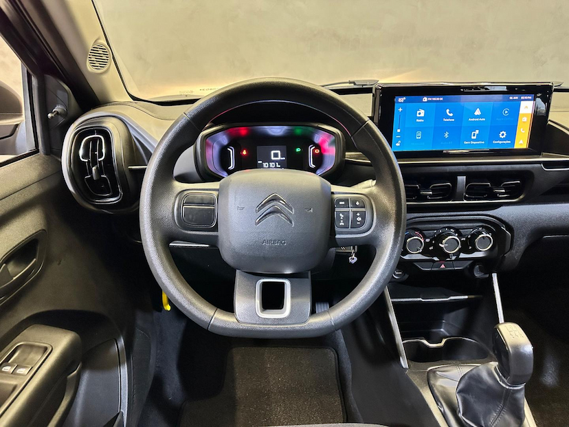 Foto do veículo CITROËN C3  LIVE PACK 1.0 MT 2023 10.089 KM 64.900,00