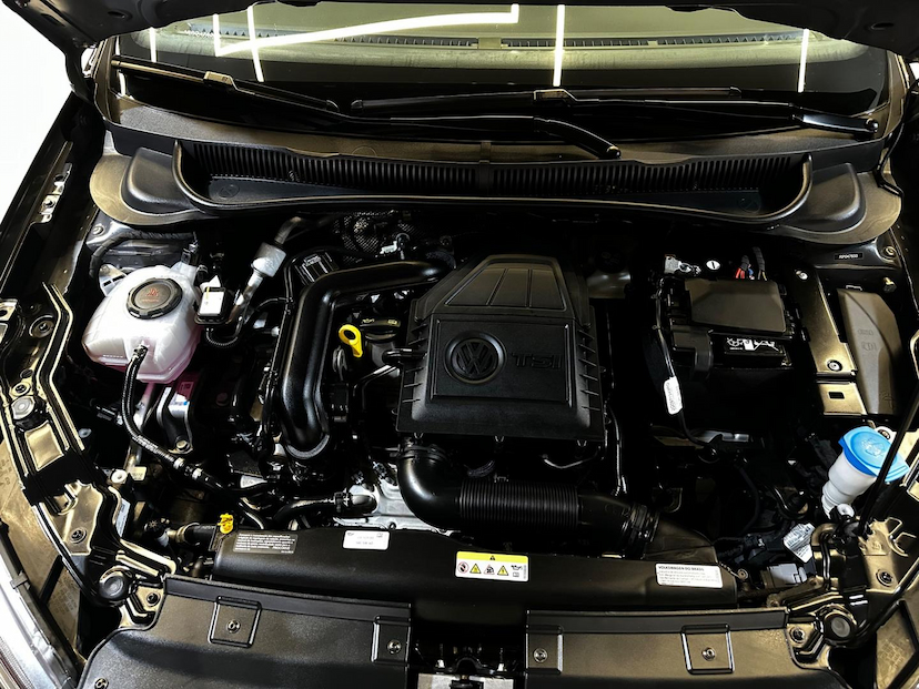 Foto do veículo VOLKSWAGEN NIVUS  1.0 200 TSI HIGHLINE 2024 10.493 KM 124.900,00