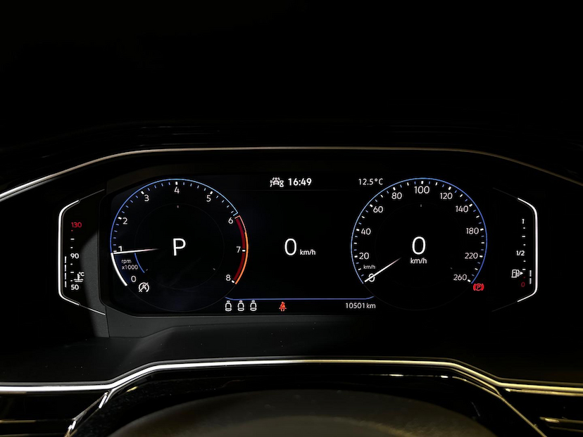 Foto do veículo VOLKSWAGEN NIVUS  1.0 200 TSI HIGHLINE 2024 10.493 KM 124.900,00