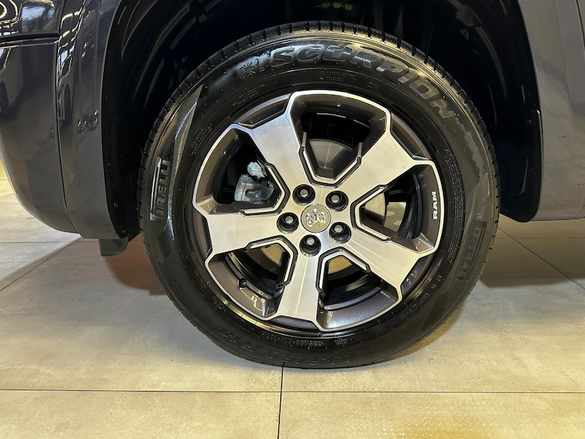Foto do veículo RAM RAMPAGE  LARAMIE 2.0 TURBODIESEL 2024 13.506 KM 214.900,00