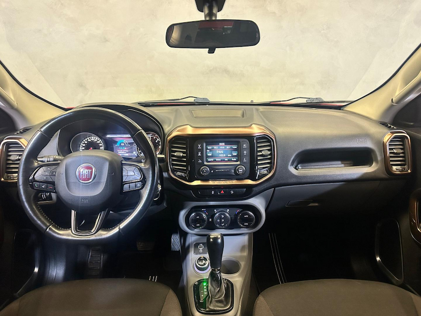 Foto do veículo FIAT TORO  VOLCANO AT D4 2017 106.532 KM 99.900,00