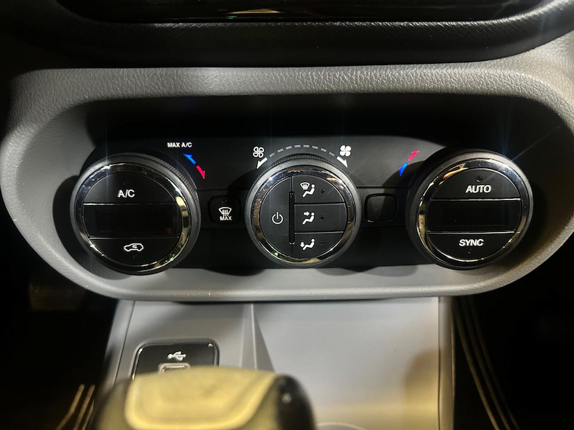 Foto do veículo FIAT TORO  VOLCANO AT D4 2017 106.532 KM 99.900,00