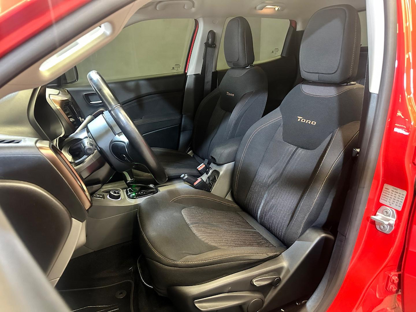 Foto do veículo FIAT TORO  VOLCANO AT D4 2017 106.532 KM 99.900,00