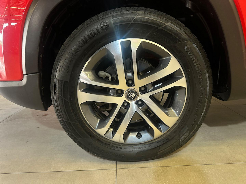 Foto do veículo FIAT TORO  VOLCANO AT D4 2017 106.532 KM 99.900,00