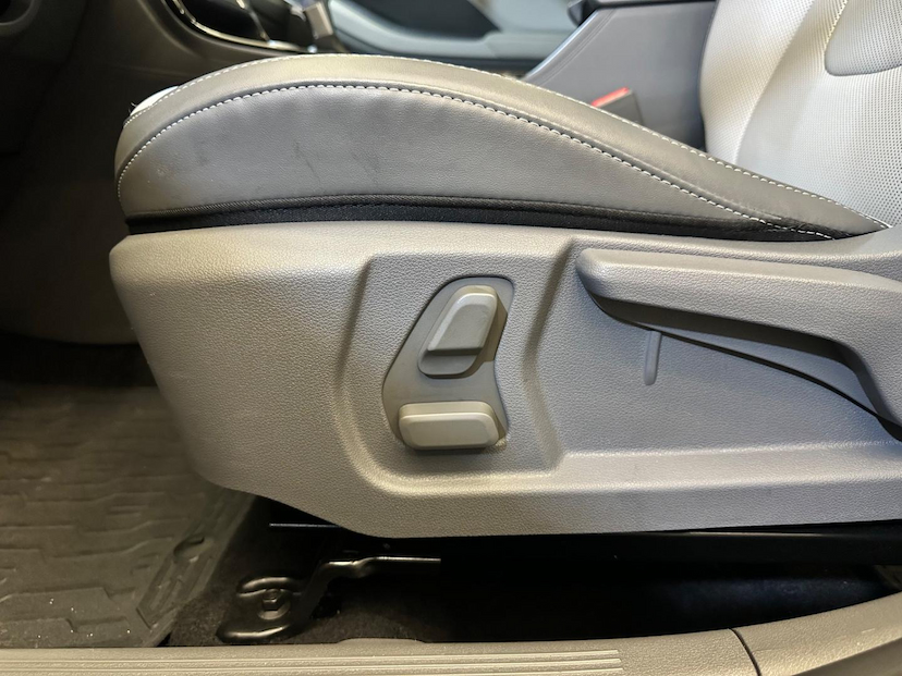 Foto do veículo HYUNDAI CRETA NEW  1.6L TGDI ULTIMATE 2025 14.555 KM 176.900,00