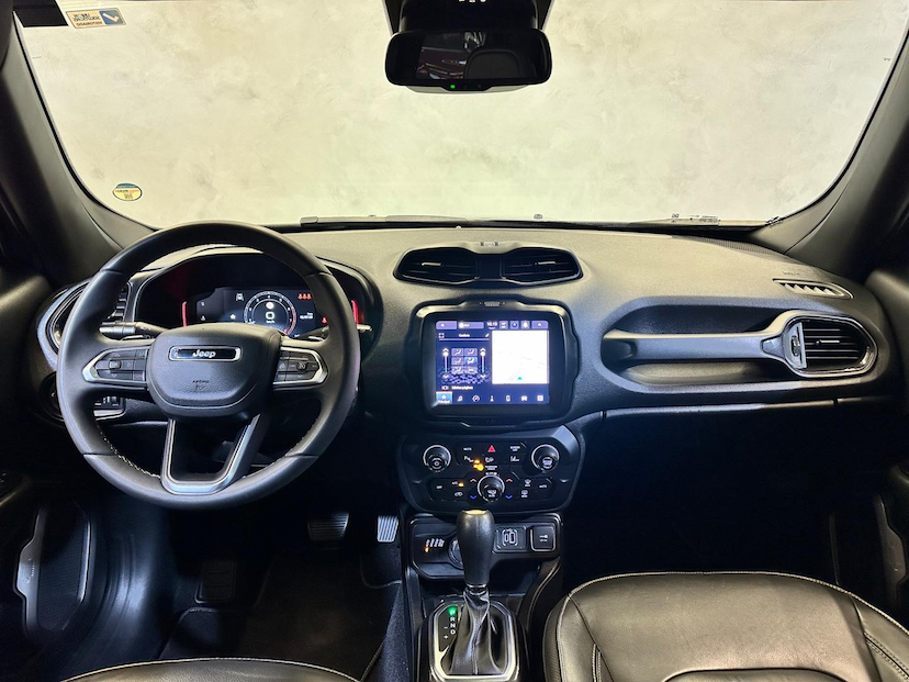 Foto do veículo JEEP RENEGADE  S T270 FLEX 4X4 2022 28.990 KM 126.900,00