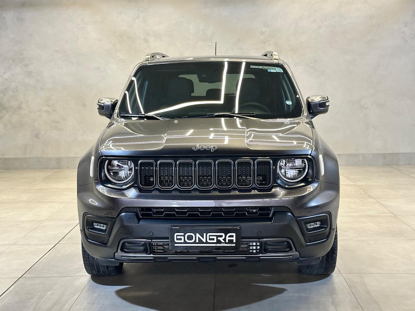 Foto do veículo JEEP RENEGADE  S T270 FLEX 4X4 2022 28.990 KM 126.900,00